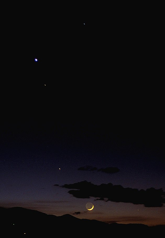 Four Planets and Crescent Moon, May 13